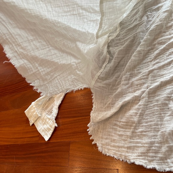 white button down never worn - Picture 3 of 3